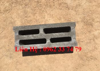 Gạch móng 4 lỗ khuôn 190+190+390