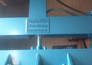 Máy ép gạch bán tự động