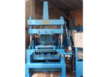 Máy ép gạch bán tự động